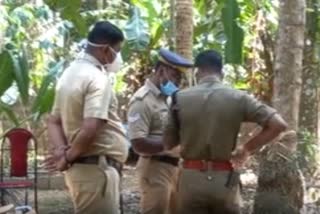 unidentified body of a man  found in Karamanayar  കരമനയാറിൽ പുരുഷന്‍റെ അജ്ഞാത മൃദദേഹം  അജ്ഞാത മൃദദേഹം കണ്ടെത്തി