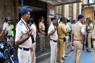 Man arrested for false bomb threat at Mumbai University