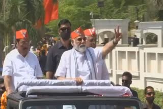 PM Modis mega roadshow in Ahmedabad
