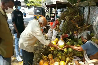 Tender Coconut market  thiruvananthapuram news  വഴിയോര കരിക്ക് കച്ചവടം  കരിക്ക് വിപണി  സംസ്ഥാനത്ത് വേനൽ കടുക്കുന്നു