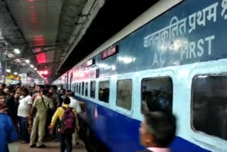 Many trains will have additional coaches due to Holi