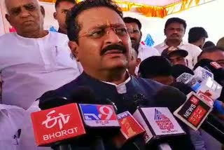 MLA Basanagowda Patil Yatnal outrage against DK Shivakumar