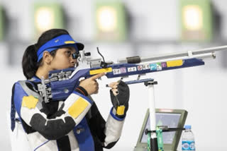 mehuli ghosh wins gold in 10m air rifle