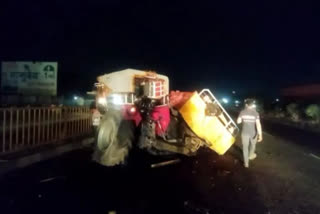 7 killed, 40 injured in road mishap in Solapur, Maharashtra