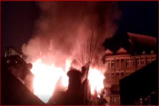 Fire Breaks Out in Srinagar's Batamaloo