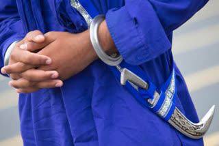 Centre allows Sikh passengers to carry Kirpan at airports, on domestic flights