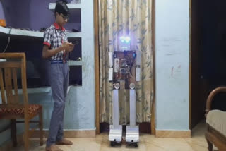 14-year-old Sidan becomes a hero after developing Raspi, an interactive robot