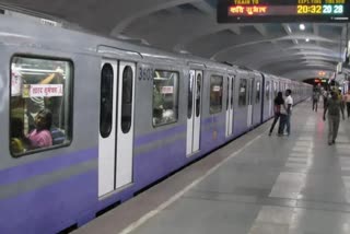 metro timing on the day of dol yatra