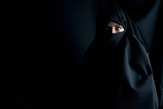 Karnataka Hijab row: હિજાબ ઇસ્લામનો ફરજિયાત ભાગ નથી: કર્ણાટક હાઈકોર્ટ