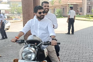 MLA enter Goa Assembly on two-wheelers