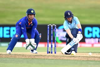 ICC Women's World Cup 2022  ENGW vs INDW  ഇംഗ്ലണ്ടിനെതിരെ ഇന്ത്യക്ക് നാല് വിക്കറ്റിന്‍റെ തോൽവി  England beat India by 4 wickets  വനിതാ ഏകദിന ക്രിക്കറ്റ് ലോകകപ്പ്  ഇന്ത്യ 36.2 ഓവറില്‍ 134 റണ്‍സില്‍ ഓള്‍ഔട്ടായി  India all out for 134 in 36.2 overs  നാല് വിക്കറ്റുമായി ഷാര്‍ലറ്റ് ഡീനാണ് ഇന്ത്യയെ തകര്‍ത്തത്  Charlotte Dean smashed India by four wickets