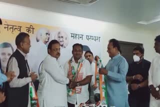 Rajesh Vasava joined Congress: BTP રાષ્ટ્રીય ઉપાધ્યક્ષ અને આદિવાસી નેતા રાજેશ વસાવાએ કોંગ્રસનો હાથ પકડ્યો