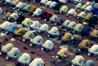 Islamic Centre of India urges mosques to change Friday prayer timings in view of Holi