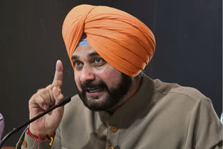 Sidhu praises Bhagwant Mann