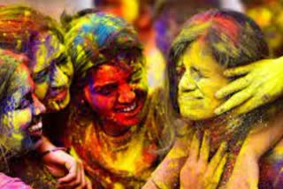are fond of playing holi