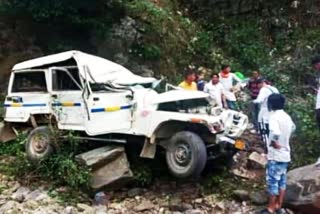 Road accident in Paithani pauri