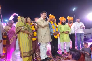 dwarka-iskcon-temple-courtyard-decorated-with-colorful-flowers-holi-political-colors-seen-on-holi