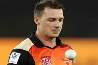 Dale Steyn arrives India  Dale Steyn  bowling coach Dale Steyn  आईपीएल 2022  सनराइजर्स हैदराबाद  पूर्व तेज गेंदबाज डेल स्टेन  Sports News in Hindi  Cricket News  खेल की खबरें  क्रिकेट की खबरें