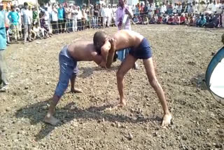 WRESTLING COMPETITION