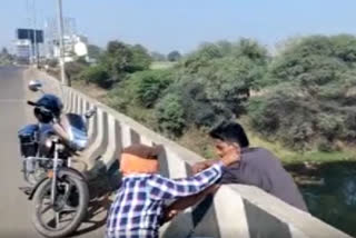 Praises pour in from all quarters for the youth that rescued a person who attempted to kill himself in Nashik. The video of a youth trying to kill himself being rescued — by Ajay Jadhav and Nazim Attar — in Maharashtra has been doing rounds in social media. The rescued is identified as Ahire, a Nashik resident, and has been offered counselling.