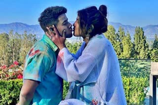 Priyanka Chopra and Nick Jonas celebrated holi