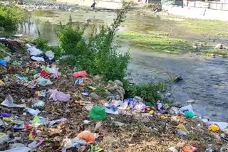 Lidder banks Turned into Dumping Site : نالہ لدر کے کناروں پر گندگی کے ڈھیر جمع