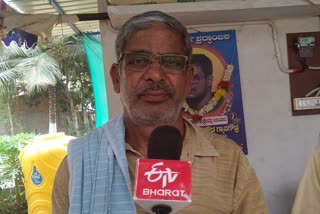 Naveen Father Shekhara Gowda