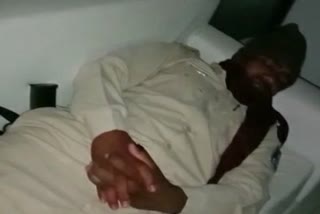 Watch the sleeping police of MP in the video