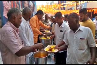 some-appu-fans-distributed-nonveg-food-to-the-fans