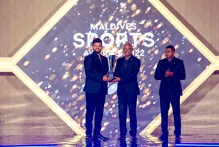 സുരേഷ് റെയ്‌നയ്ക്ക് മാലദ്വീപ് സര്‍ക്കാരിന്‍റെ ആദരം  സുരേഷ് റെയ്‌ന  Suresh Raina  Suresh Raina felicitated with Sports Icon award  Suresh Raina felicitated by Maldives govt  മാലദ്വീപ് സര്‍ക്കാര്‍ സ്‌പോര്‍ട്‌സ് ഐക്കണ്‍-2022 അവാര്‍ഡ്