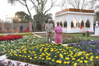 Endowed with a Mughal-style 'baradari' and rich stocks of flowers, a new heritage-themed park near Jama Masjid in old Delhi was inaugurated by President Ram Nath Kovind