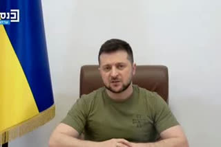 Zelenskyy denounces Russian bombing of school, Ukraine President Volodymyr Zelenskyy news, Russia and Ukraine war news, ಶಾಲೆ ಮೇಲೆ ರಷ್ಯಾ ಬಾಂಬ್ ದಾಳಿ ಖಂಡಿಸಿದ ಝೆಲೆನ್ಸ್ಕಿ, ಉಕ್ರೇನ್ ಅಧ್ಯಕ್ಷ ವೊಲೊಡಿಮಿರ್ ಝೆಲೆನ್ಸ್ಕಿ ಸುದ್ದಿ,  ಉಕ್ರೇನ್​ ಮತ್ತು ರಷ್ಯಾ ನಡುವೆ ಯುದ್ಧ,