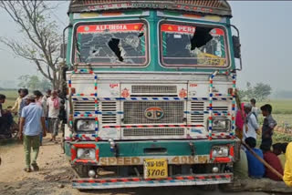 दो छात्रों को ट्रक ने रौंदा