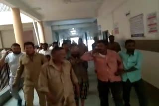 Drunk man molested women in Burhanpur
