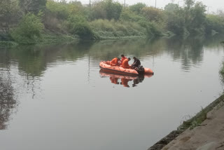 Boy and girl fell in Hindon canal