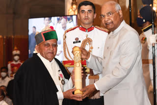 Vidyanand Saraik honored with Padma Shri award