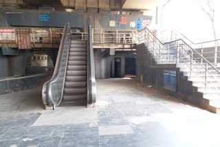 Lift and automatic stairs of Mukarba Chowk flyover damaged on outer ring road