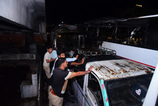 A huge fire broke out in a parked bus in jaipur