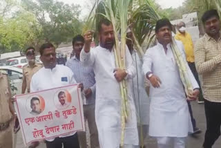 Sadabhau Khot agitation Vidhan Bhavan area