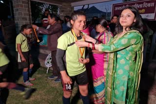 women icon title for playing football in ajmer