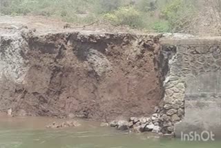 Safety wall collapses: ધરમપુરની સીમમાં પસાર થતી કેનાલમાં પડ્યું ગાબડું