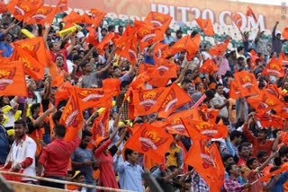 FANS IPL