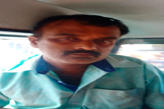 Thief arrested in Palakkad  കല്യാണവീട്ടിലെ പാത്രക്കള്ളൻ പൊലീസ്‌ പിടിയിൽ  പാലക്കാട് പാത്രക്കള്ളൻ പൊലീസ്‌ പിടിയിൽ  The police called the accused and arrested him  പൊലിസ് പ്രതിയെ വിളിച്ചു വരുത്തി അറസ്‌റ്റ്‌ ചെയ്യുകയായിരുന്നു