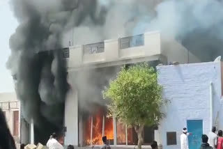 fire broke out in sanitary napkin godown