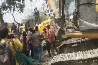 Major accident during action on illegal house in Indore