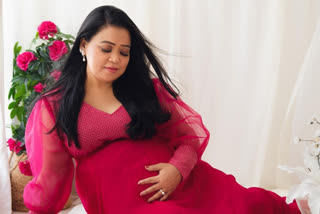 BHARTI SINGH IS ADORABLE MOM TO BE IN PICTURES FROM HER MATERNITY SHOOT,ಬೇಬಿ ಬಂಪ್​ ಫೋಟೋಶೂಟ್​ ಮಾಡಿಸಿದ ಕಾಮಿಡಿ ಕ್ವೀನ್ ಭಾರತಿ ಸಿಂಗ್​​