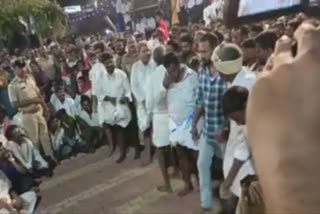 Siddaramaiah danced in Jatra