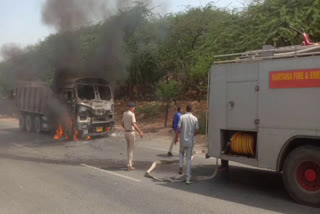 fire in truck in gurugram