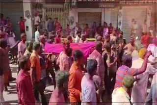 funeral procession of a living person tradition