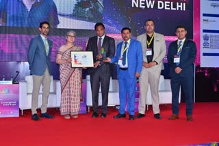 dehradun-received-award-in-delhi-for-smart-city-works